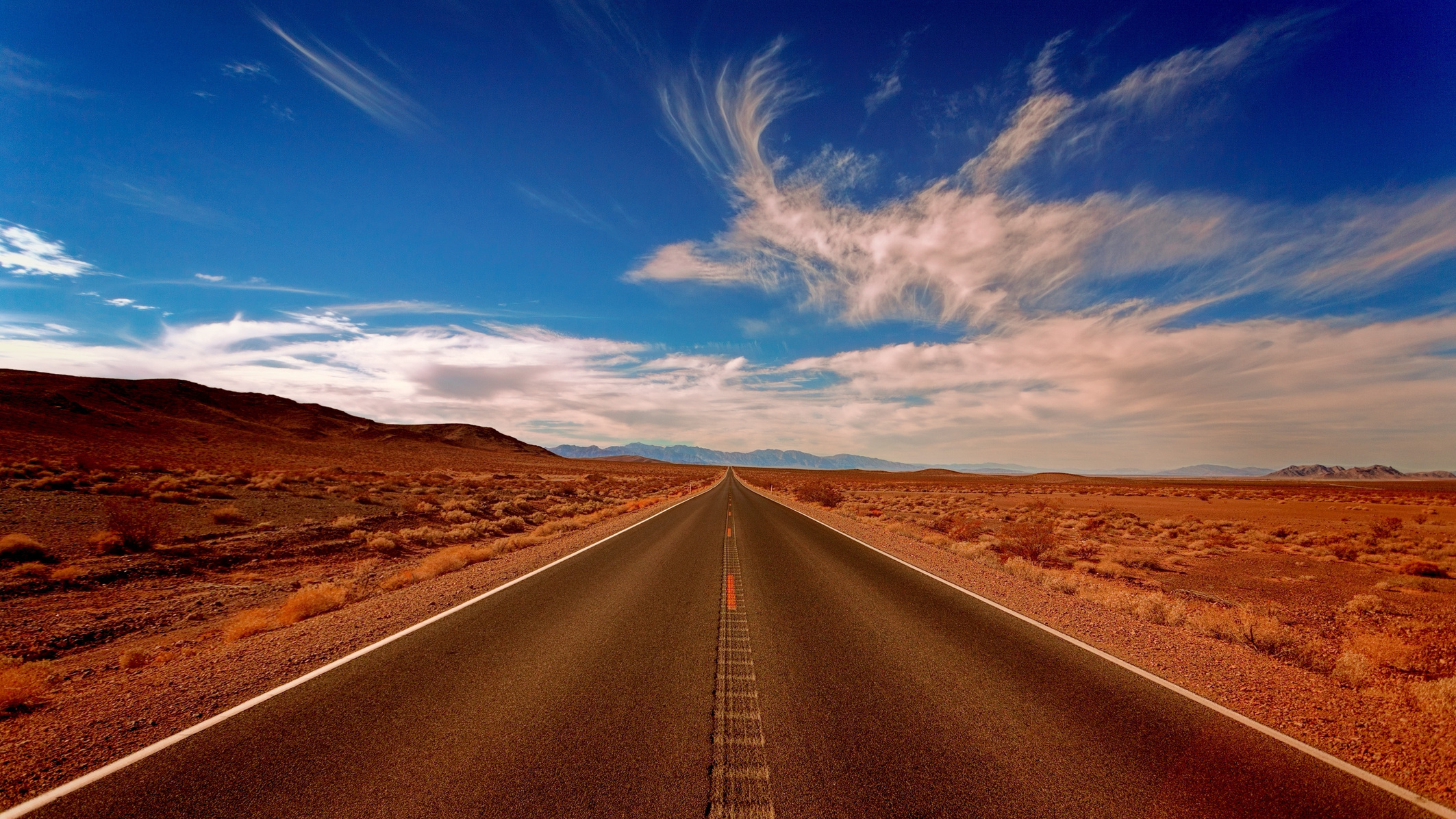 Emoty Desert Road Landscape
